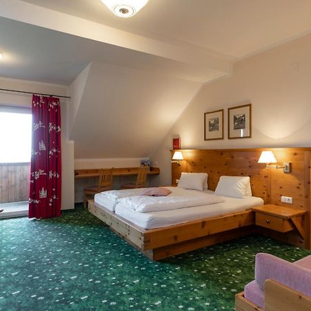 Heidi-Hotel Falkertsee - Kinderhotel Patergassen Eksteriør bilde
