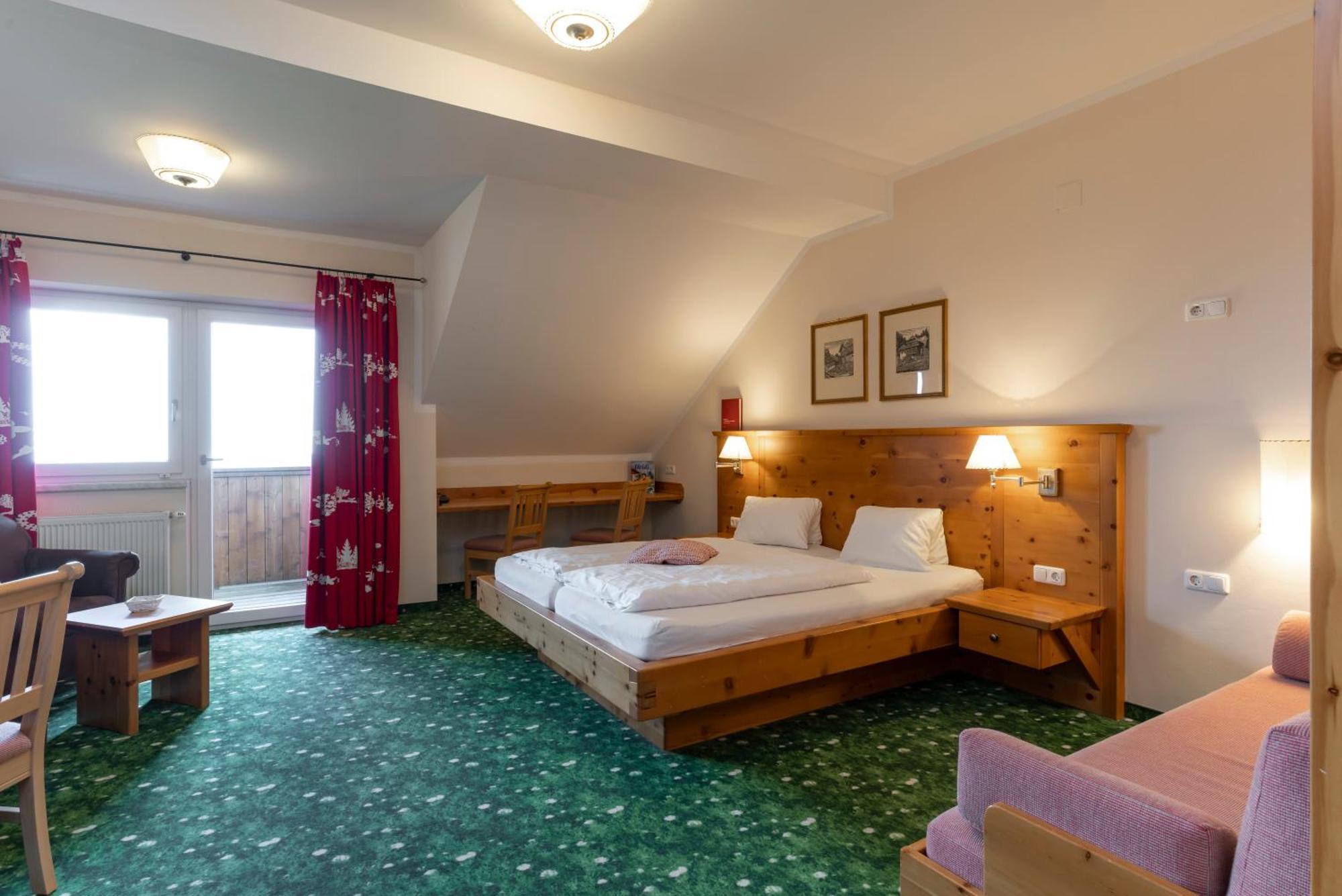 Heidi-Hotel Falkertsee - Kinderhotel Patergassen Eksteriør bilde